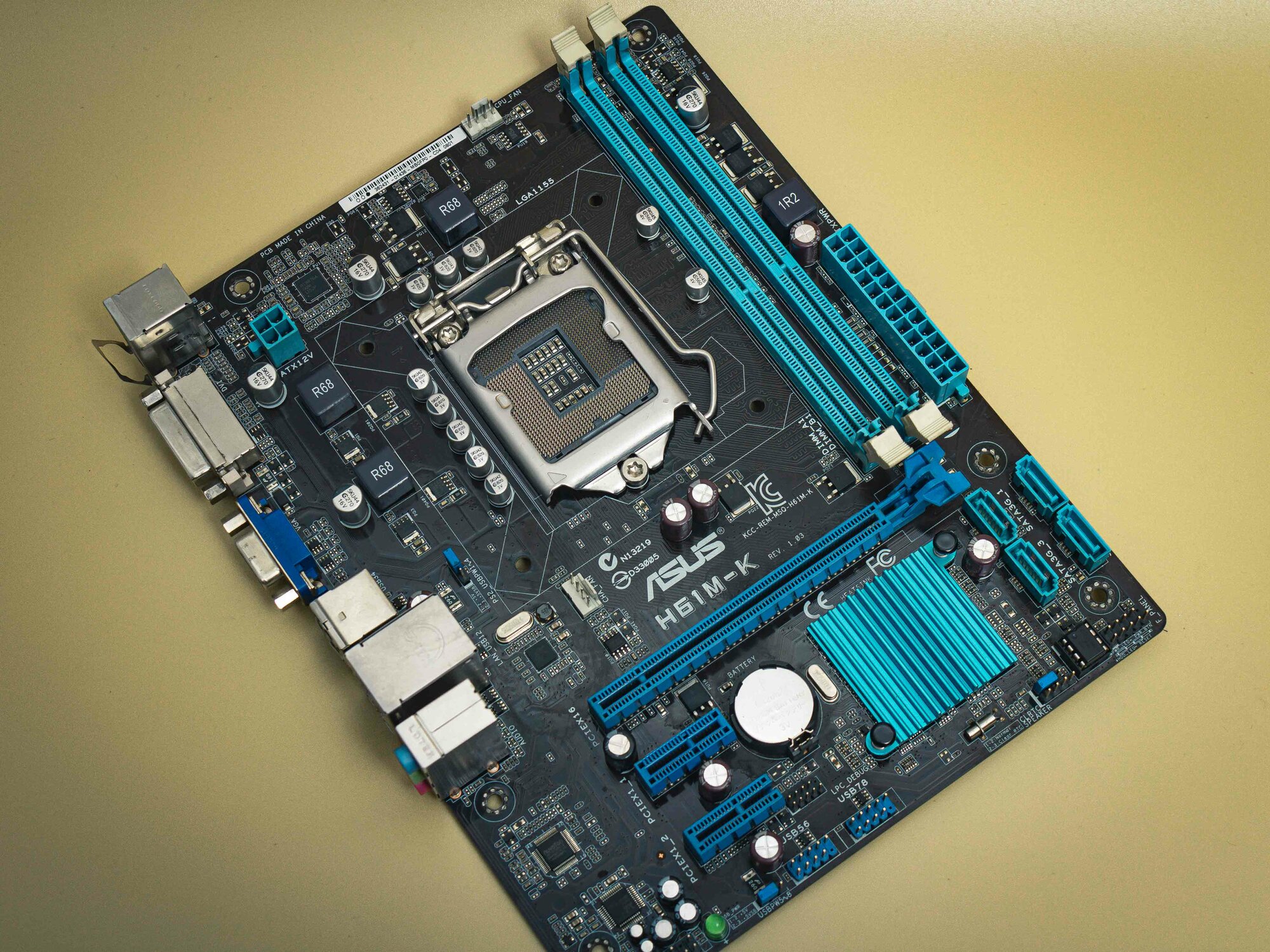 Материнская плата ASUS H61M-K LGA1155/H61/2xDDR3/mATX
